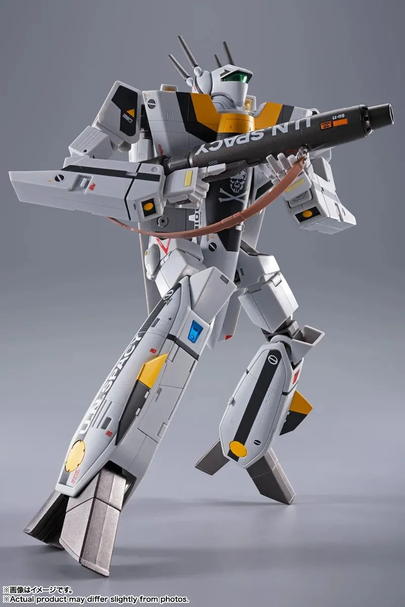 macross dx chogokin vf 1s valkyrie roy focker 003