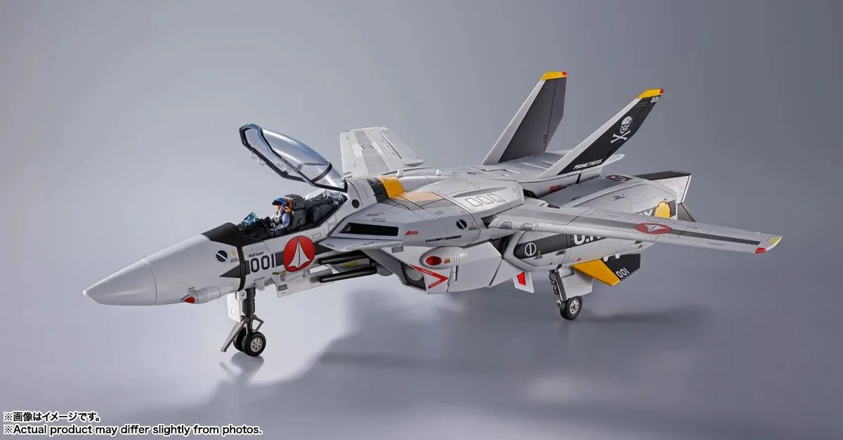 macross dx chogokin vf 1s valkyrie roy focker 008