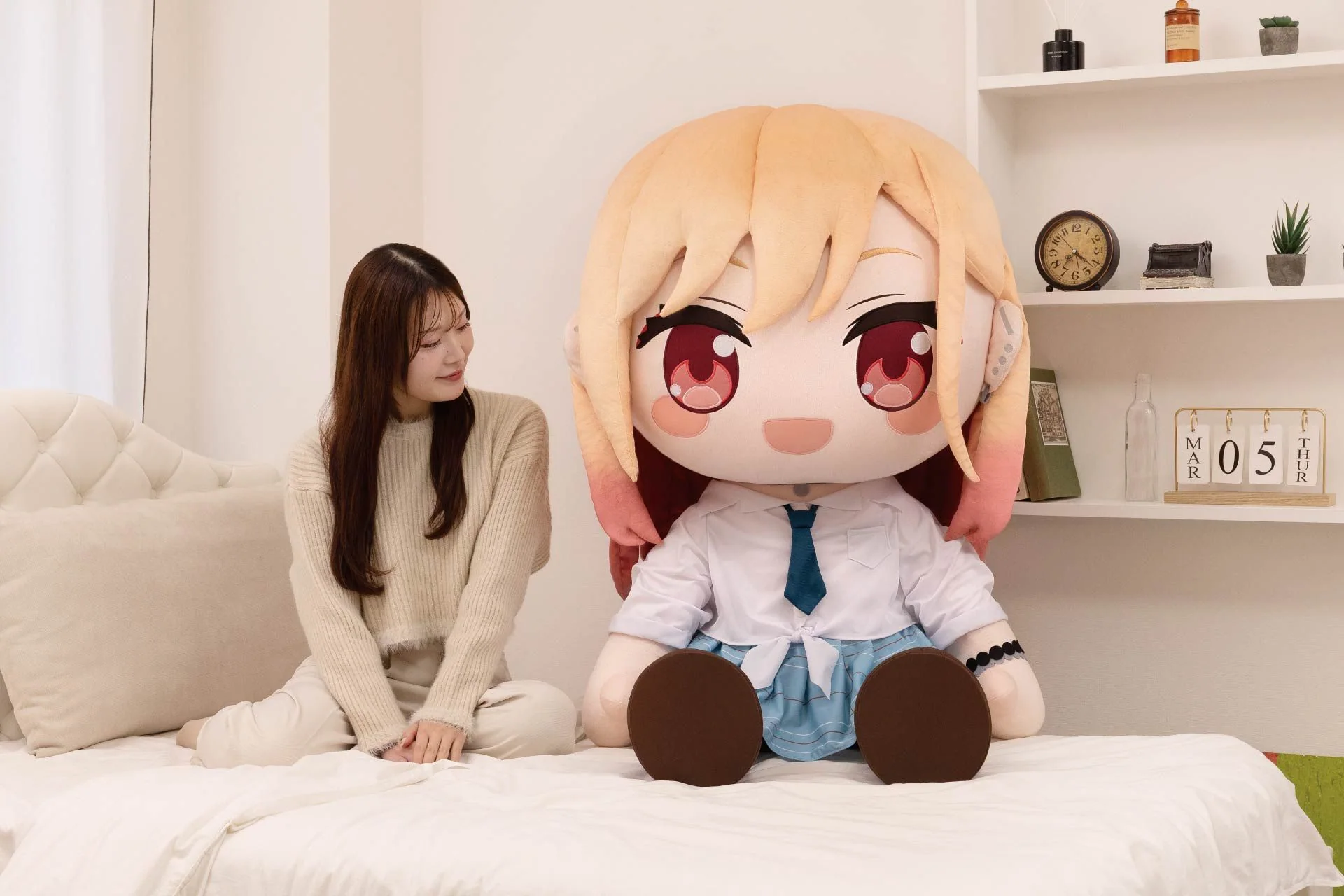 My Dress-Up Darling Marin Kitagawa Gets a Giant 100 cm Uniform Plush