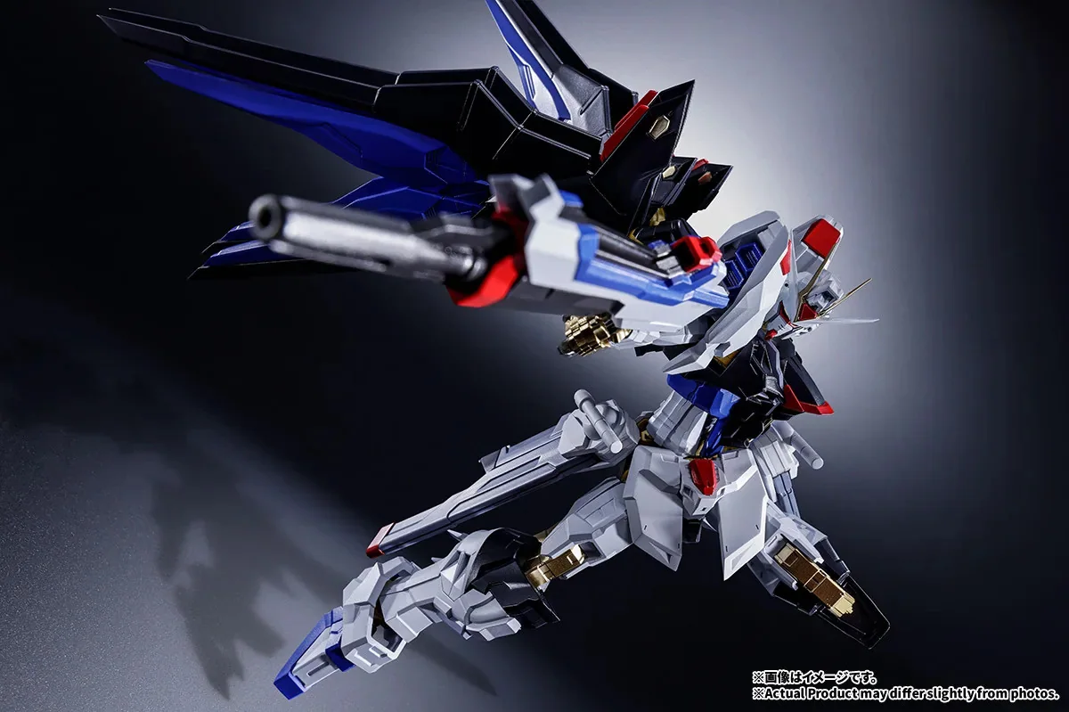 strike freedom gundam launches 010