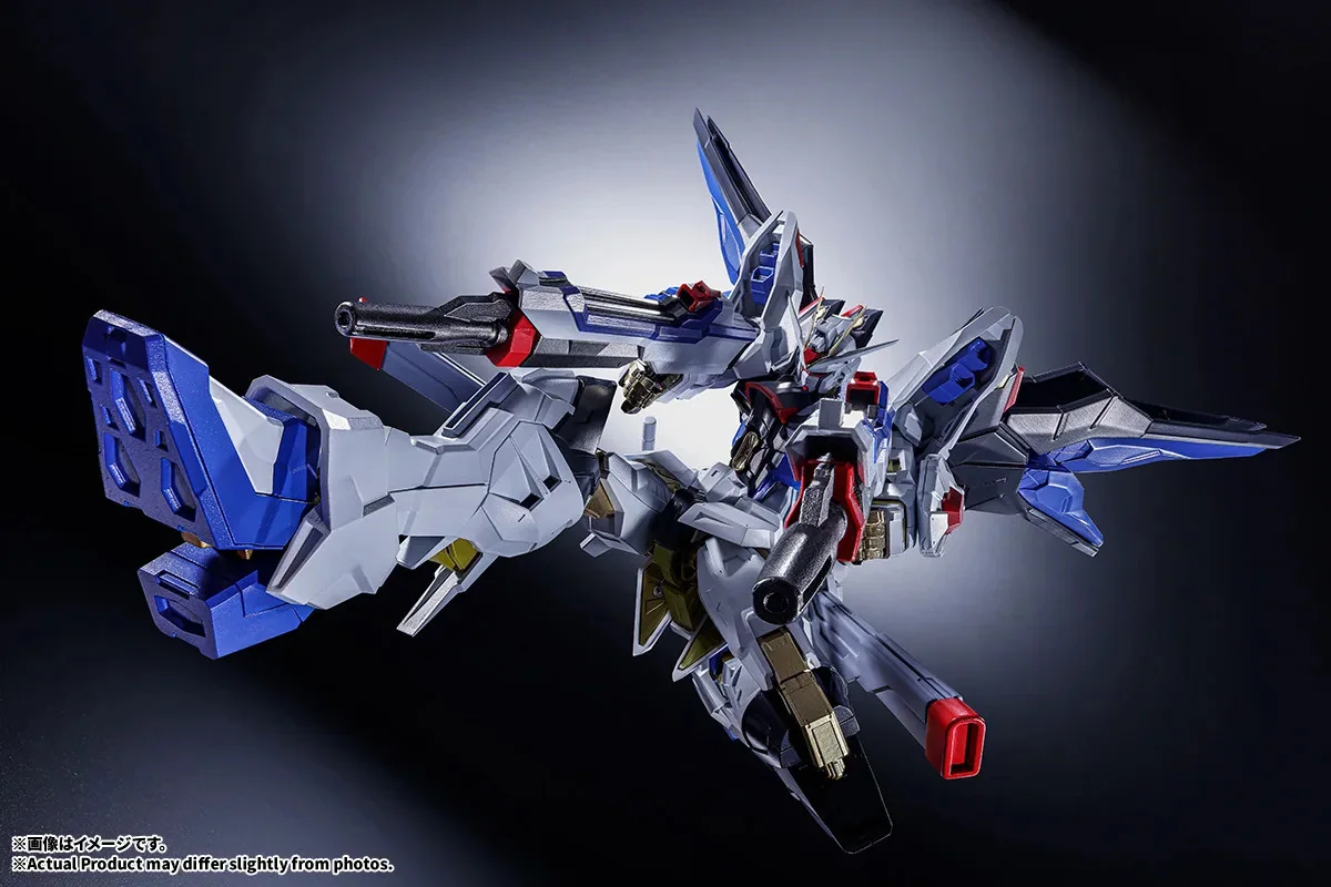 strike freedom gundam launches 004